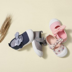 Childrens canvas shoes SpringSummer girls floral little childrens cloth shoes Princess Shoes Velcro soft soled casual baby indoor shoes