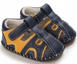 Moccasin baby boy leather sandals