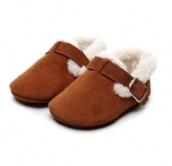 brown T-bar leather baby boots